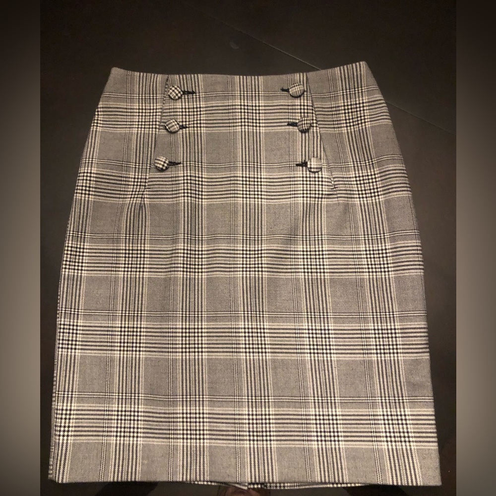 H & M plaid mini skirt